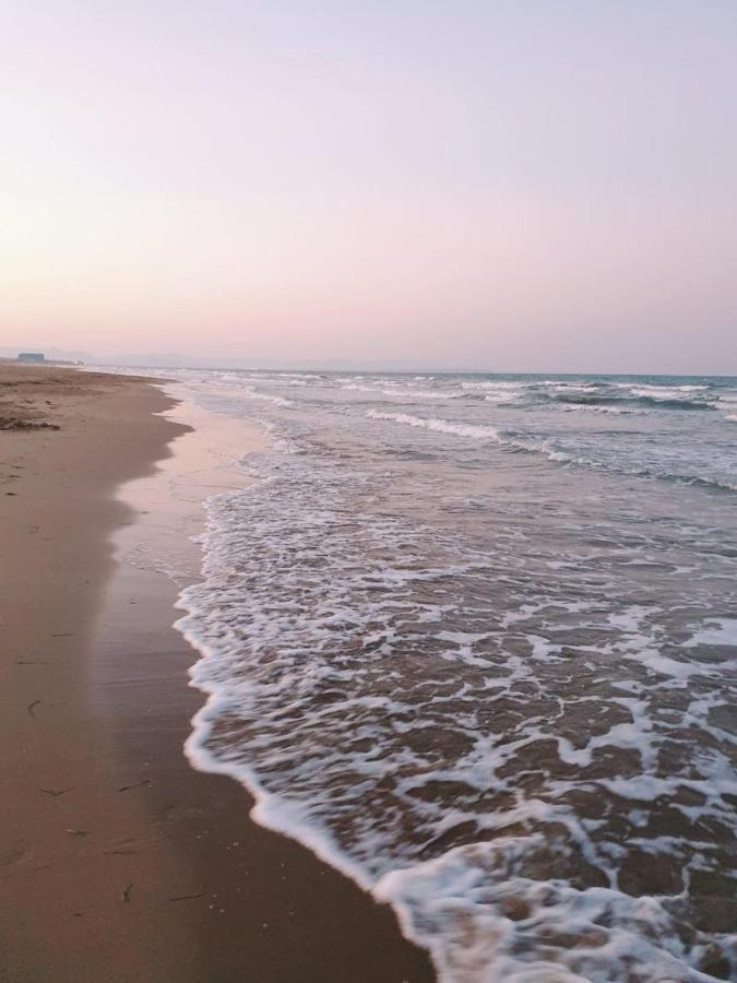 Beach And Рool ตอร์เรเวียคา ภายนอก รูปภาพ